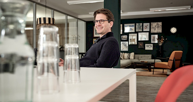 Coworker in a meeting at Grünhof Augustinerplatz location