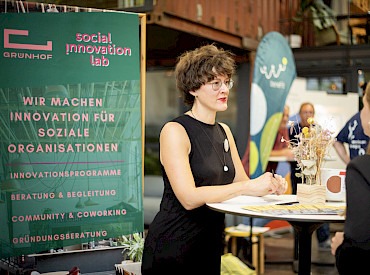 Infostand des Social Innovation Labs im Kreativpark Lohalle