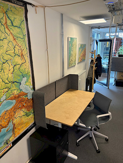 FixDesk frei am Standort Kreativpark Lokhalle!