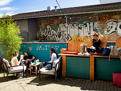 Café POW backyard by sunshine