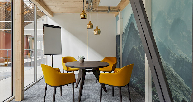 Heller Design-Meetingraum im Kreativpark Lokhalle