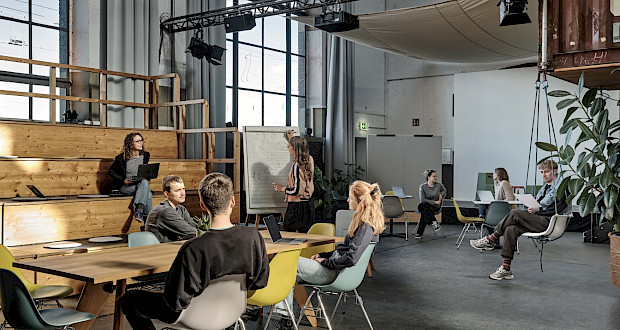 Workshops at the event location Grünhof Kreativpark Lokhalle location