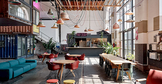 Inspiring work atmosphere at Grünhof Kreativpark Lokhalle location